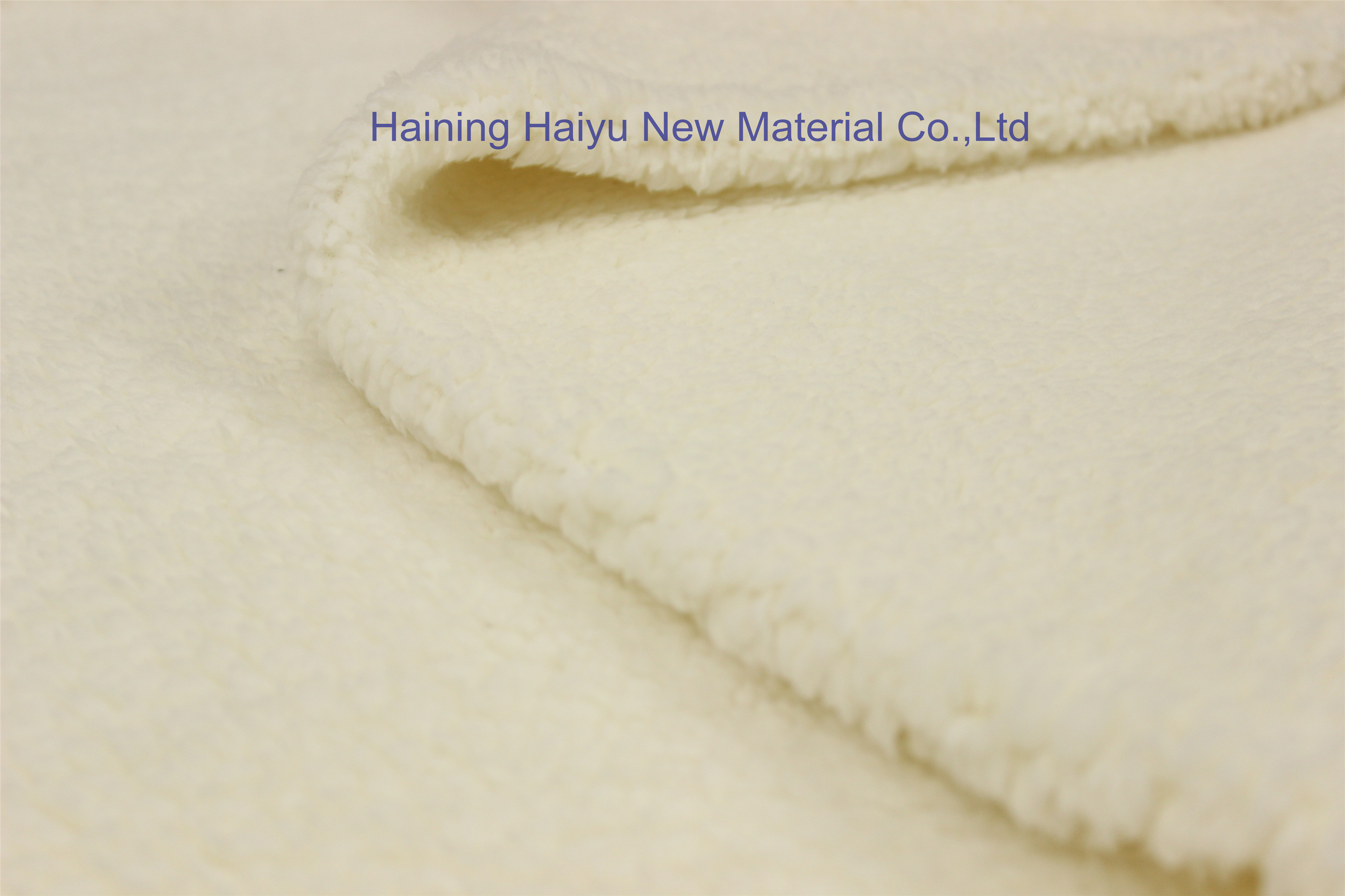 Tessuto Sherpa Teddy In Finta Pelliccia: Venduto Al Metro, Larghezza 160 Cm, Peso 230 G/m², 100% Poliestere, Certificato Oeko-tex